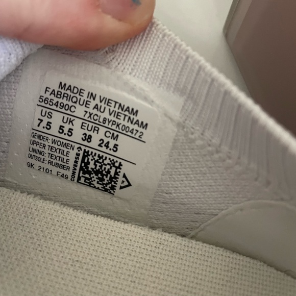 Converse sneakers - Picture 3 of 3